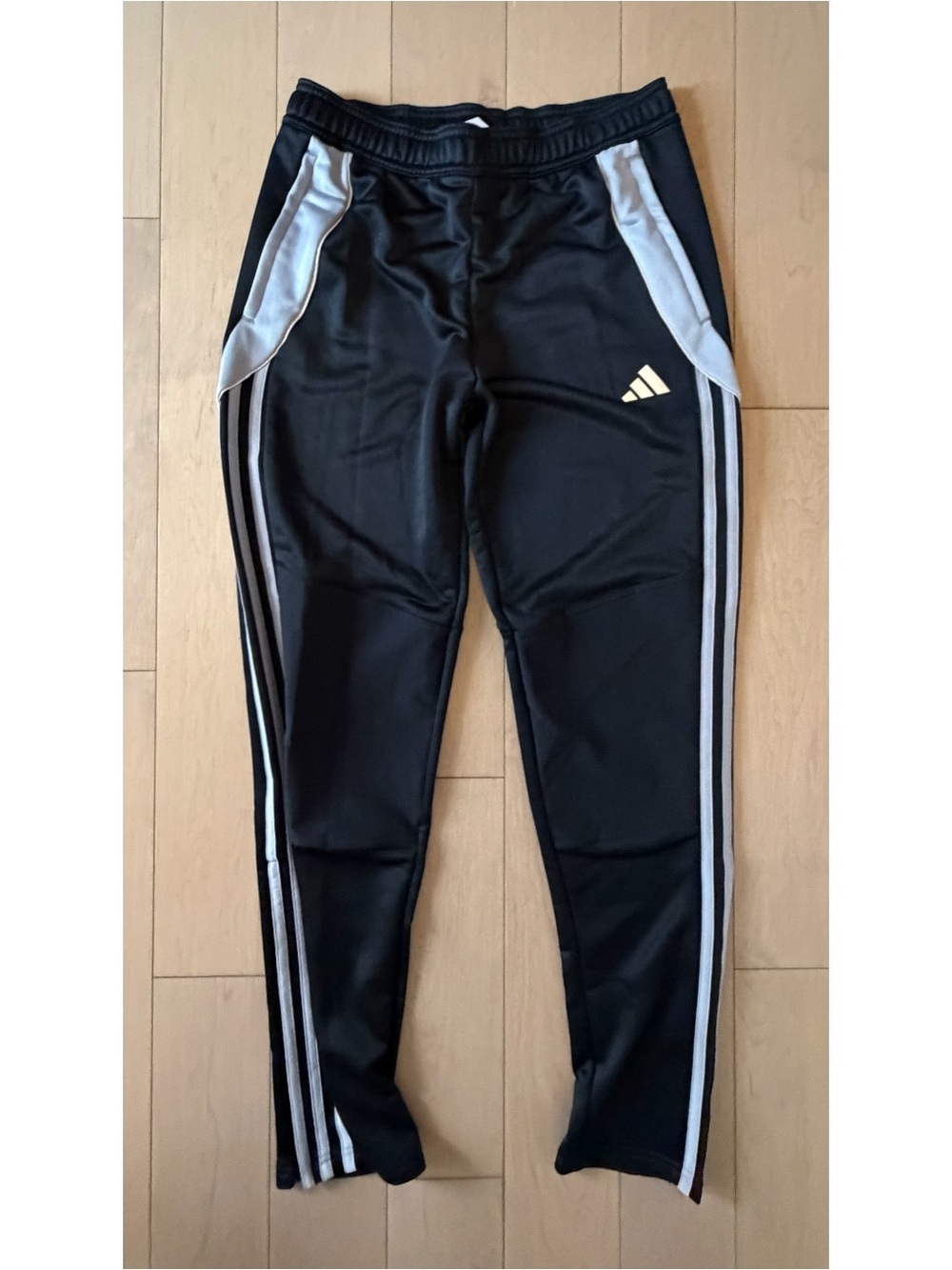 Adidas Kids Black Track Pants with Gray Accents size youth XL 15/16